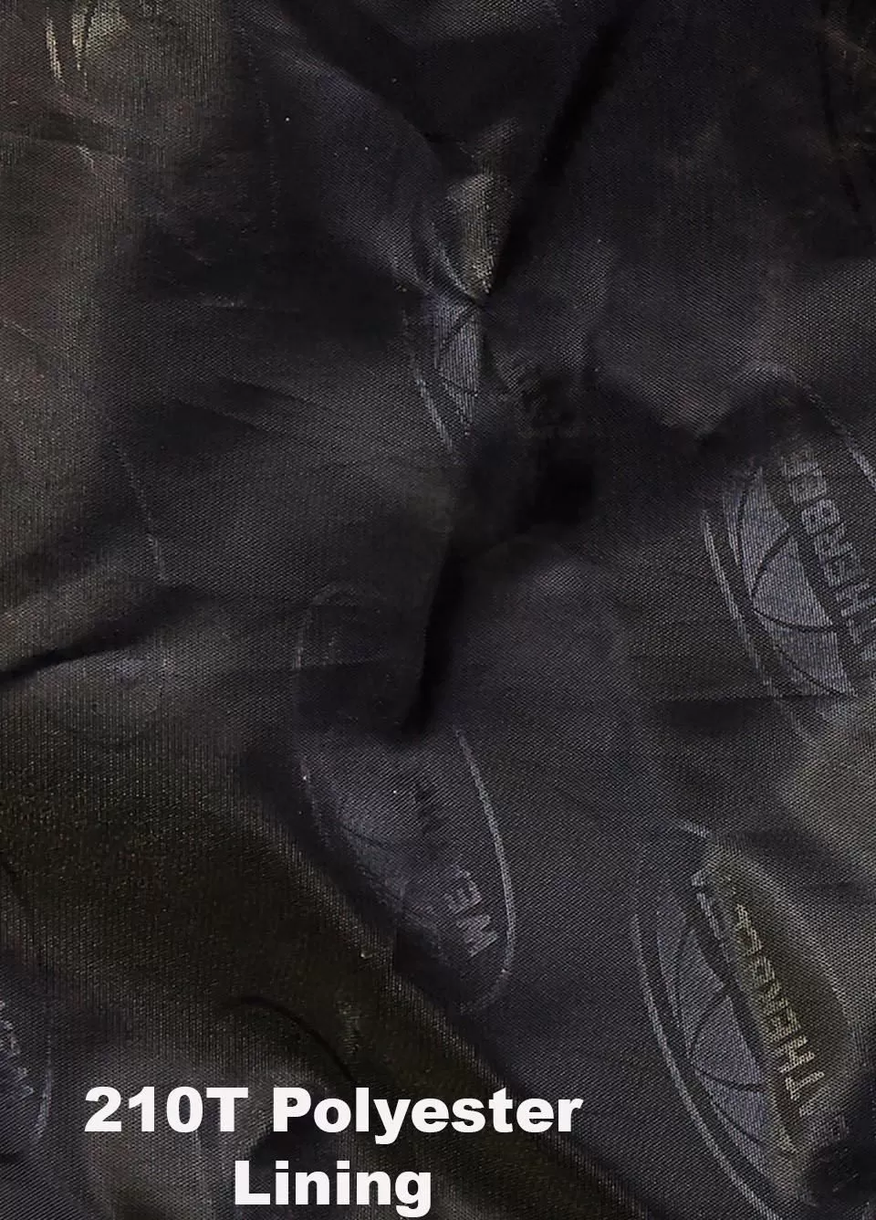 Weatherbeeta ComFiTec Essential Combo Lite Plus Turnout Rug - Navy/Silver/Red 4 Weatherbeeta ComFiTec Essential Combo Lite Plus Turnout Rug - Navy/Silver/Red - Image 4