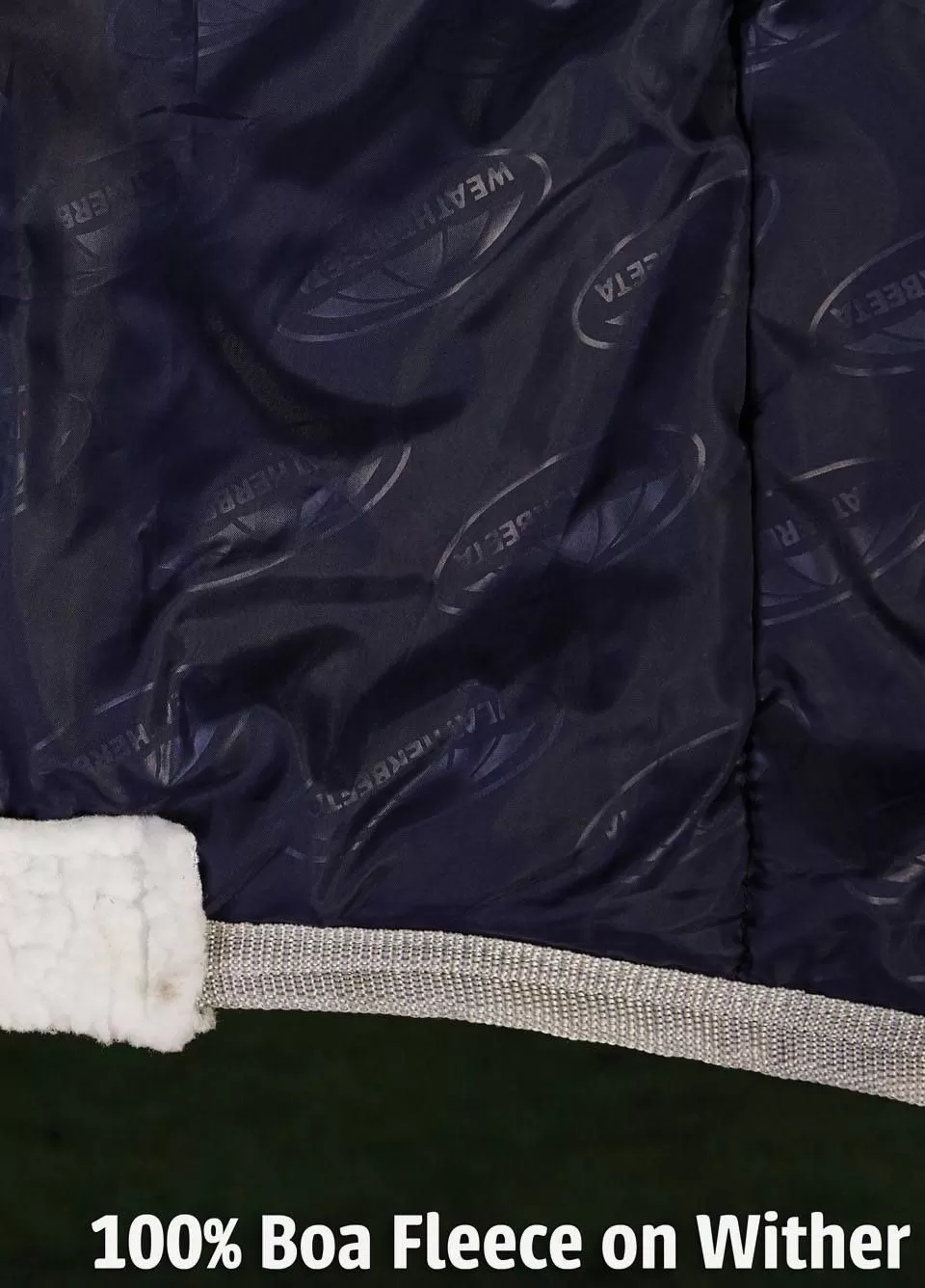 Weatherbeeta ComFiTec Essential Combo Lite Plus Turnout Rug - Navy/Silver/Red 8 Weatherbeeta ComFiTec Essential Combo Lite Plus Turnout Rug - Navy/Silver/Red - Image 8