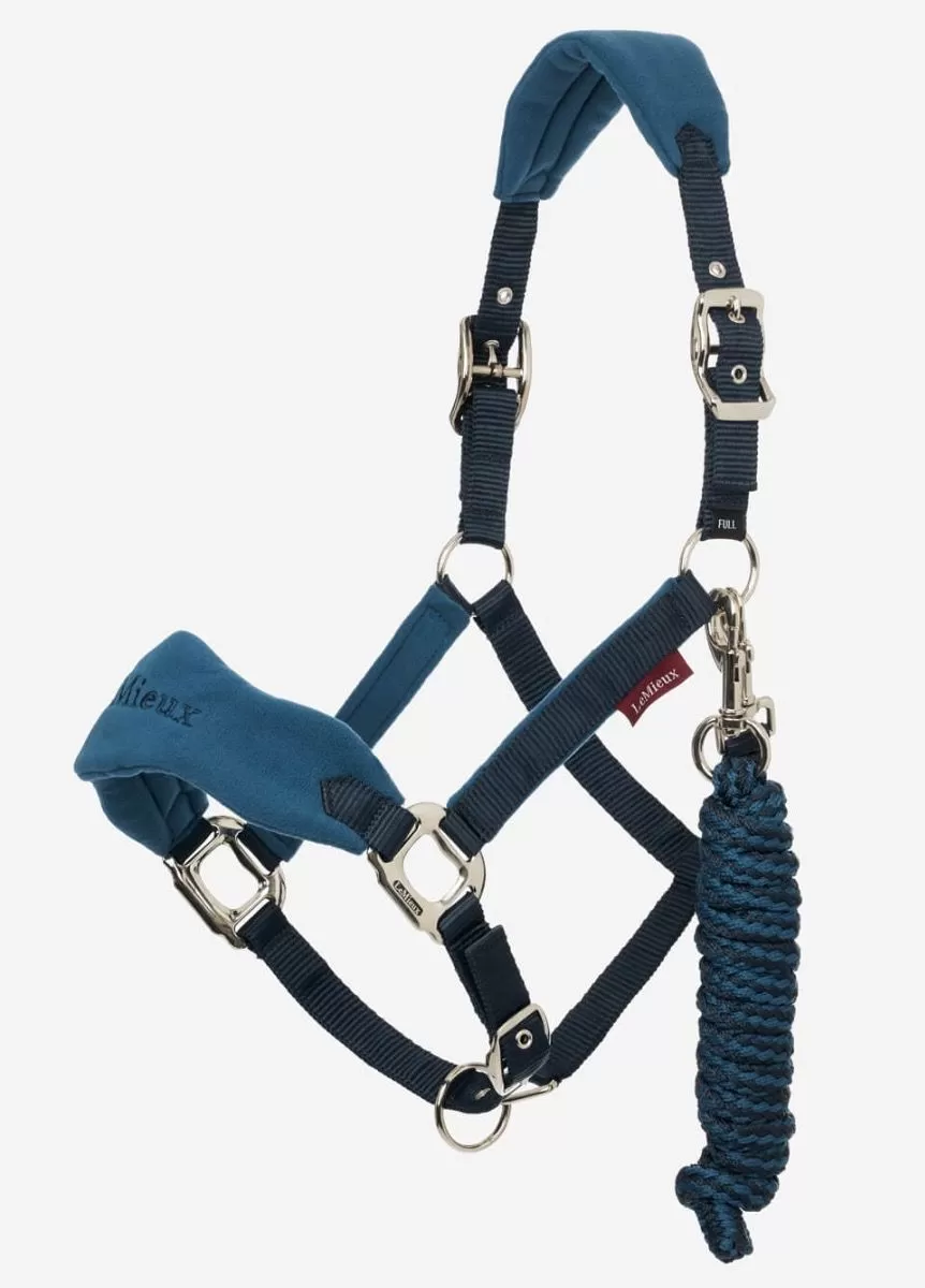 LeMieux Vogue Fleece Headcollar & Leadrope - Atlantic 1 LeMieux Vogue Fleece Headcollar & Leadrope - Atlantic
